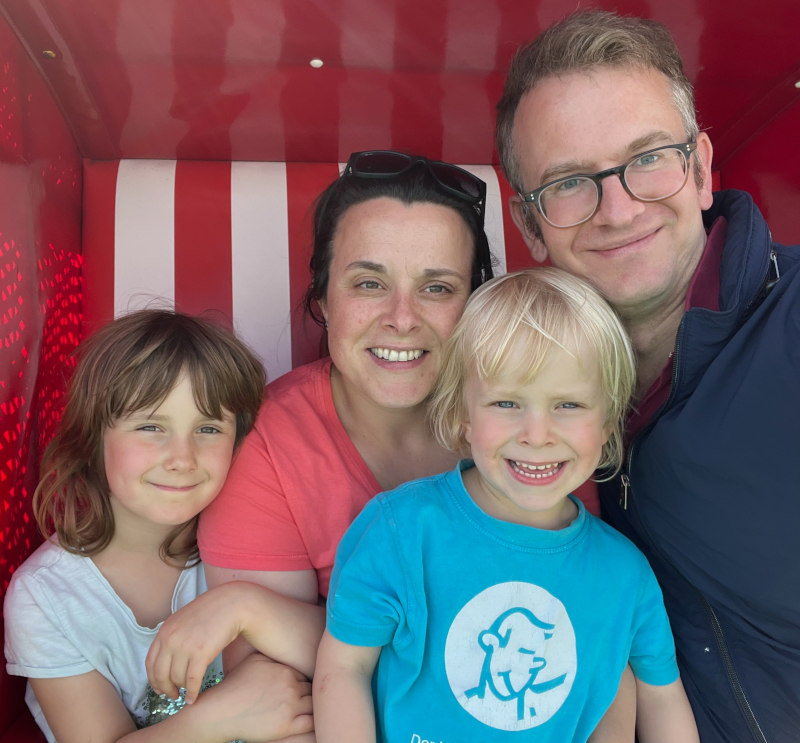Familie Julian und Maria Dern 